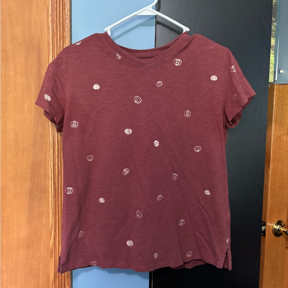 Women's Maroon Halloween Tee